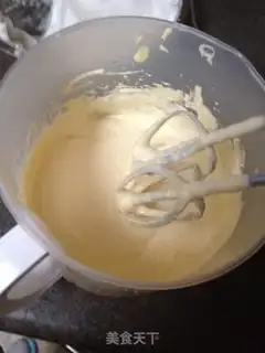 Make Rainbow birthday cake step 1