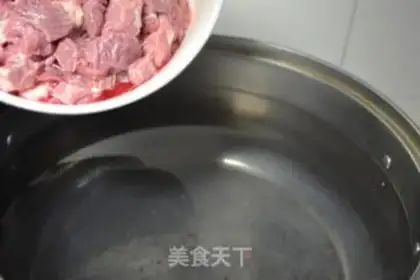 Make Fresh beef noodles step 4