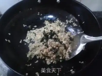 Make Tea and egg fried rice step 4