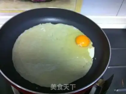 Make Egg burrito step 3