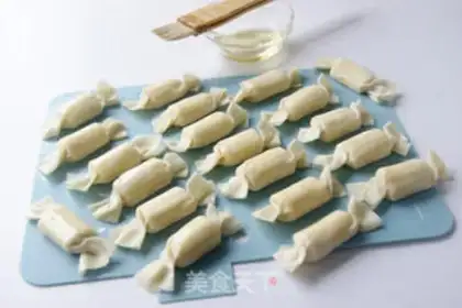 Make Banana milk candy step 5