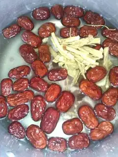 Make Red-tree gin soup step 2