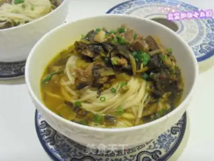 Make Old yogurt noodles step 5