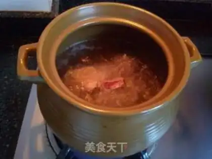 Make Pigbone soup step 2