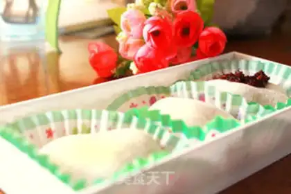 Make Mango Snowmen step 2