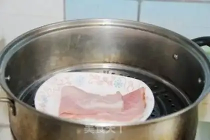 Make The appetizer spicy noodles step 2