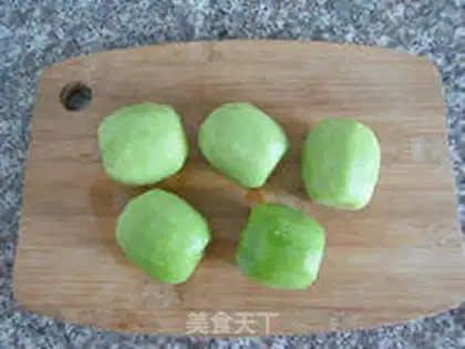 Make ♪ Strange fruit ice cream ♪ step 1
