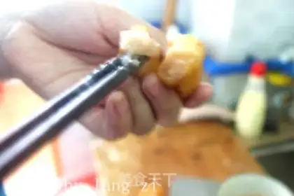 Make Pineapple and shrimp step 2
