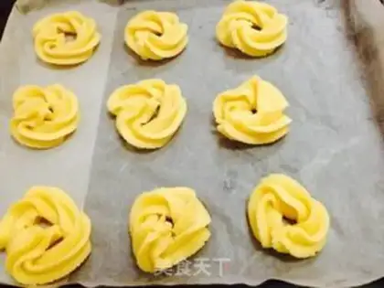 Make Vanilla cookies step 4