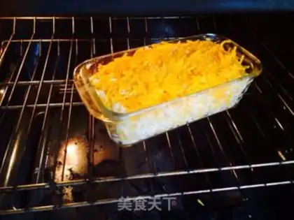 Make Traditional American cheese pasta step 7