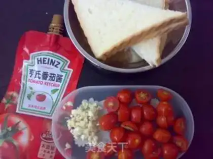 Make Garlic sauce and toast step 0