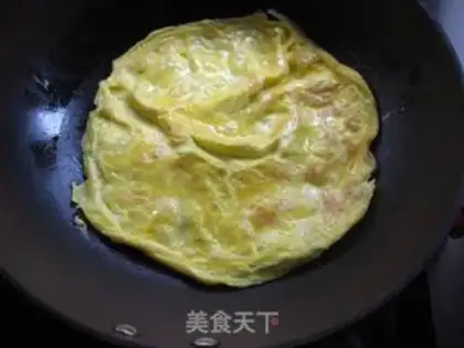 Make Sea belt egg rolls step 5