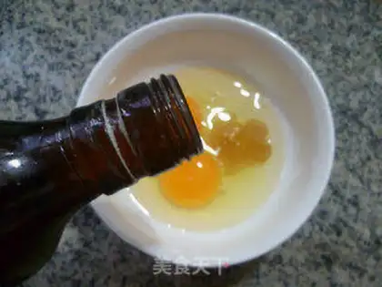 Make Spoons, cabbage, egg soup step 3