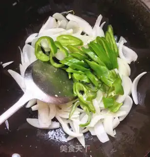 Make Onion fried liver step 4