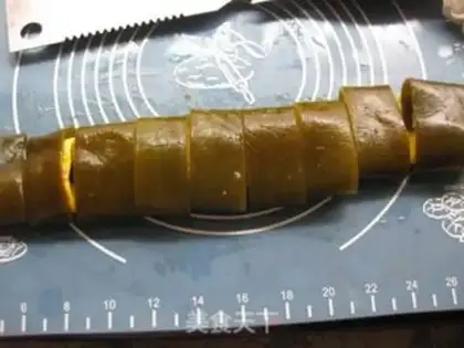 Make Sea belt egg rolls step 8
