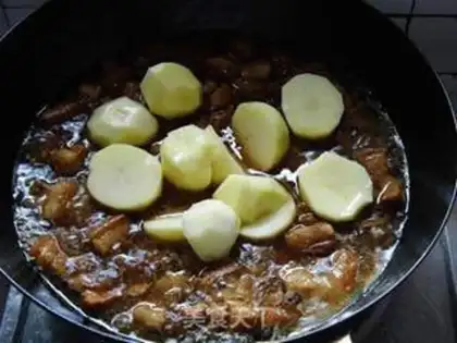 Make Potato red meat step 6