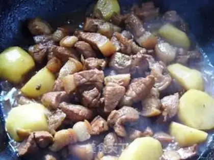Make Potato red meat step 7