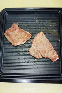 Make Black pepper steak step 2
