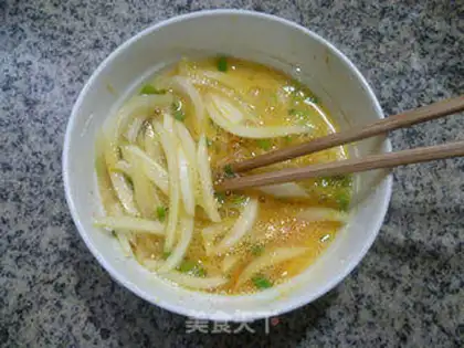 Make Onion fried eggs step 7