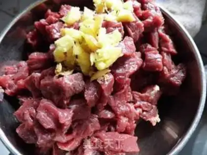 Make Cream beef balls step 1