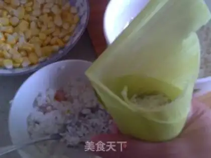 Make Corn leaves step 6