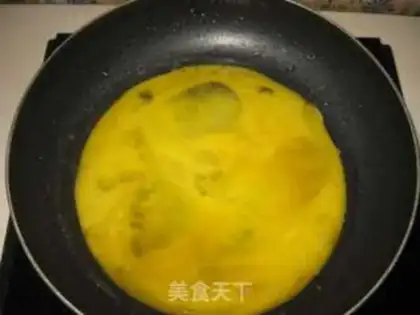 Make Cheese and egg fried rice step 2