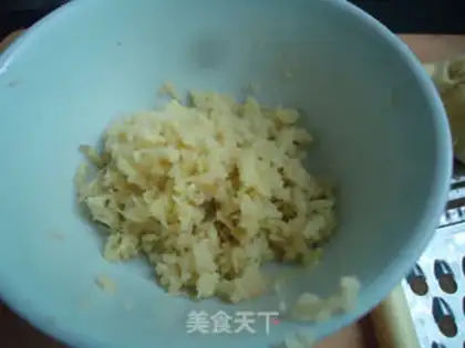 Make Ginger and milk step 1