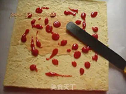 Make Tomato sauce pine rolls step 16