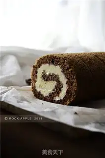 Make Coco cream roll step 11