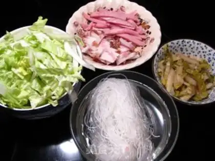 Make Salted ham soup step 0
