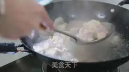 Make The chicken soup step 2