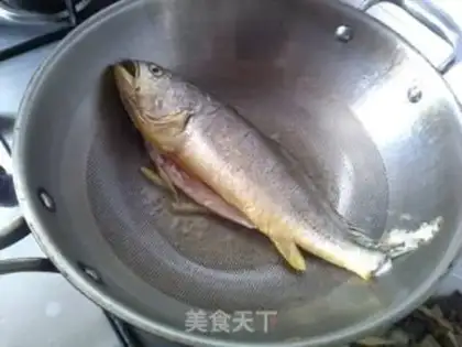 Make Red-burned yellow fish step 3