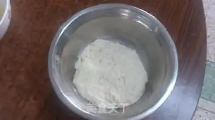 Make Chinese flowers and bread step 0