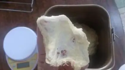 Make Chinese flowers and bread step 2