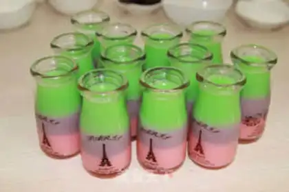 Make Dream three-coloured pudding step 5