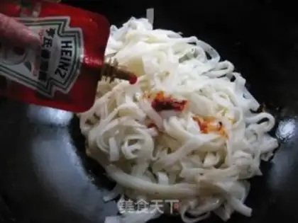 Make Tomato sauce and pork step 6