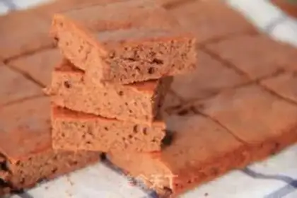 Make Banana cocoa cake step 25