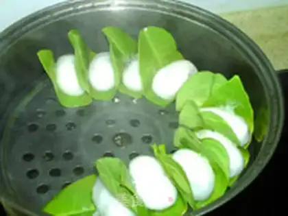 Make The rose leaves step 10