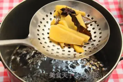 Make Spicy beef noodles step 3