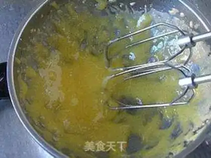 Make Homemade salad sauce step 3