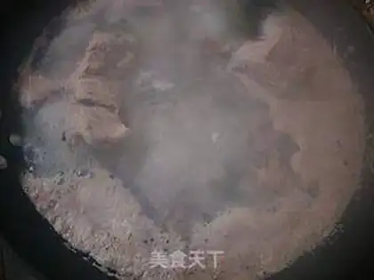 Make Sea-mounted soybean bone soup step 1