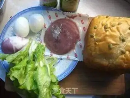 Make Egg salad sandwich step 0