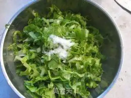Make Egg salad sandwich step 2