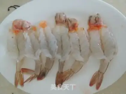 Make Shrimp with ketchup salad step 7