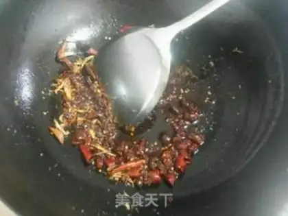 Make Hot pig hoof step 4