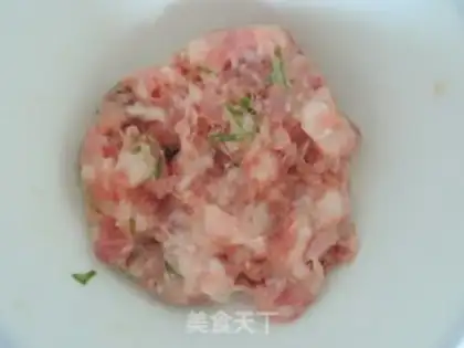 Make Shrimp with ketchup salad step 8