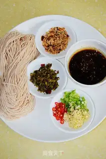 Make Hot noodles step 0