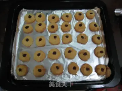 Make Greek ball step 8