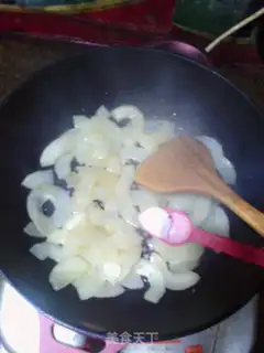 Make Old cucumber fried meat step 6