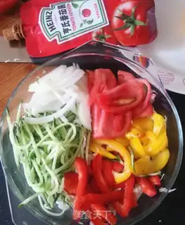 Make A multicolored vegetable salad step 1